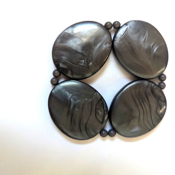 Elegant Gray Stretch Bracelet - Picture 1 of 2